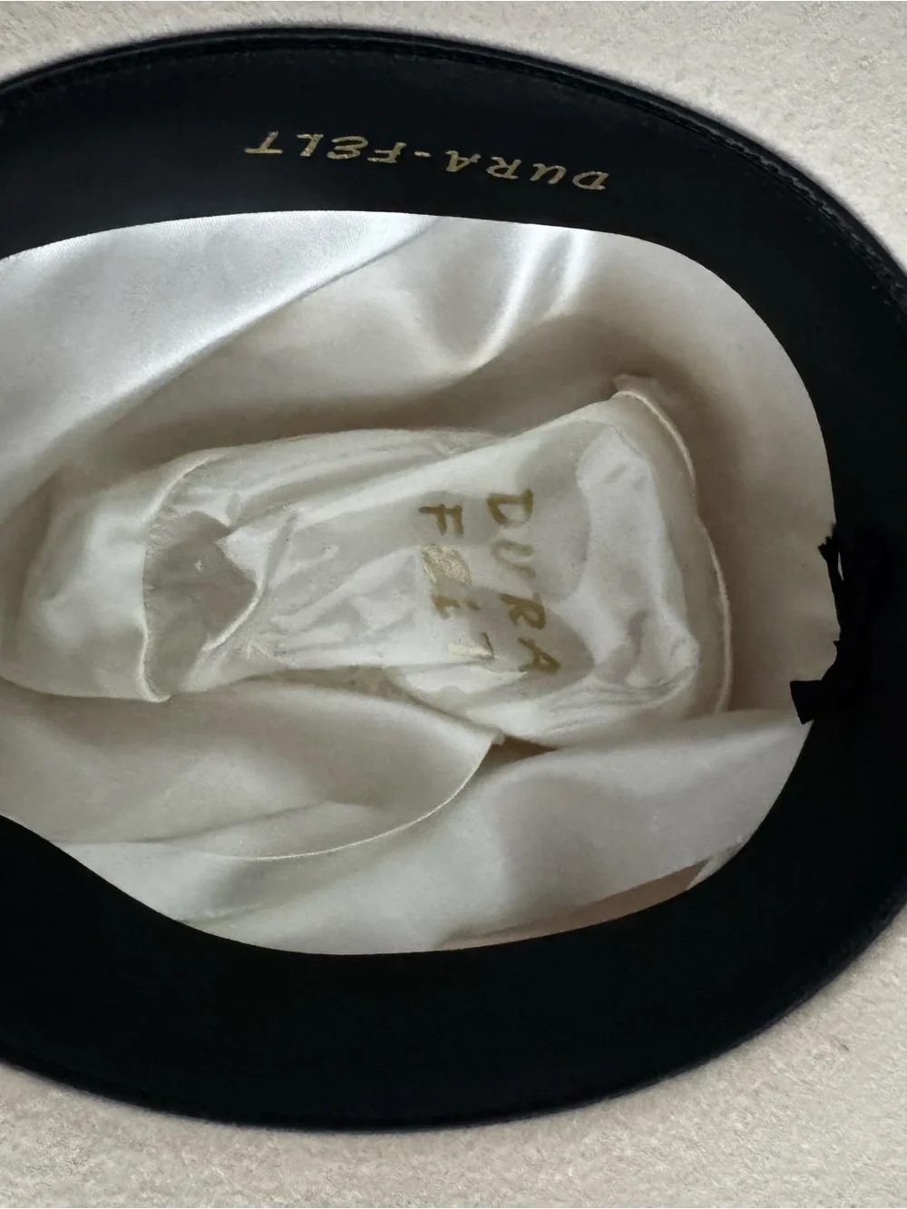 Cream‎ Wide-Brim Fedora Hat with Feather Accent